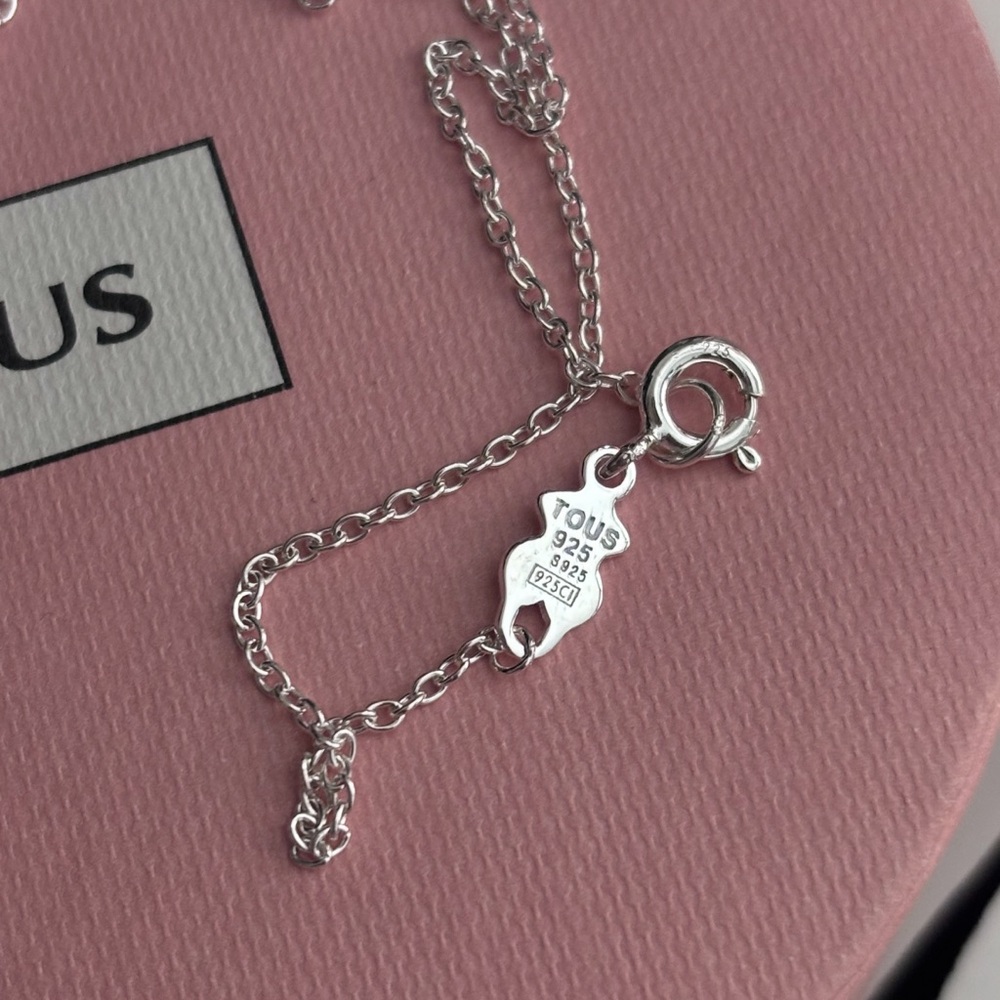 Tous Valentines Collection Heart Pendant Necklace 18” Chain Lenght - Picture 3 of 3